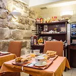 Austin's Arts Et Metiers Hotel 3*