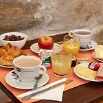 Hotel Austin's Arts Et Metiers 3*