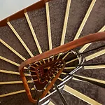 Austin's Arts Et Metiers Hotel