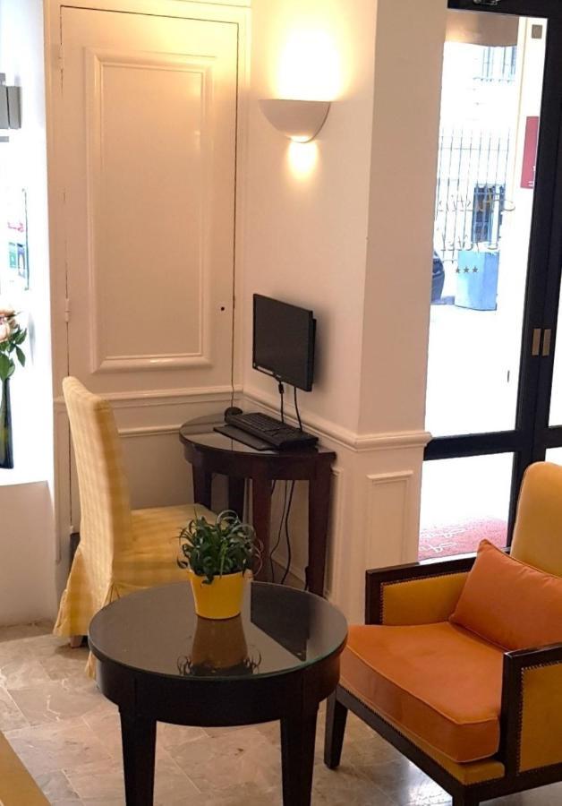 Austin's Arts Et Metiers Parigi