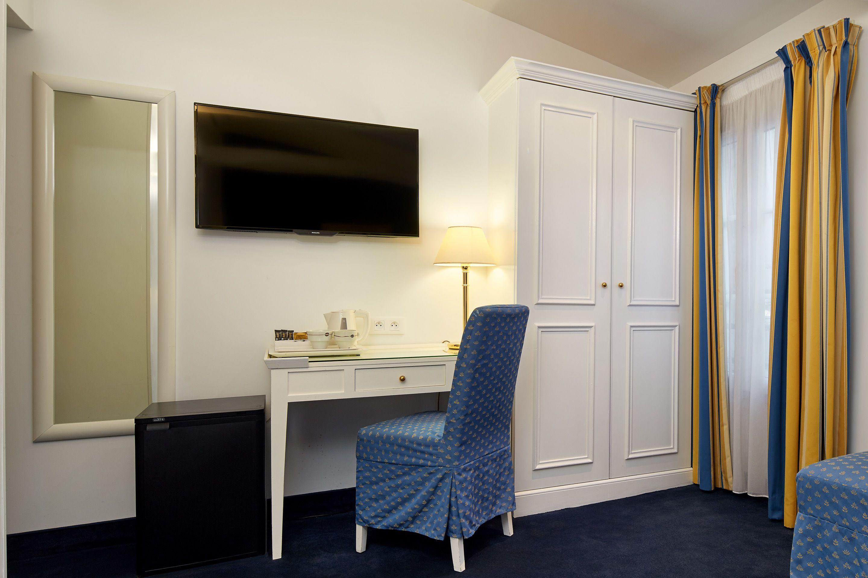 Austin's Arts Et Metiers 3* Parigi