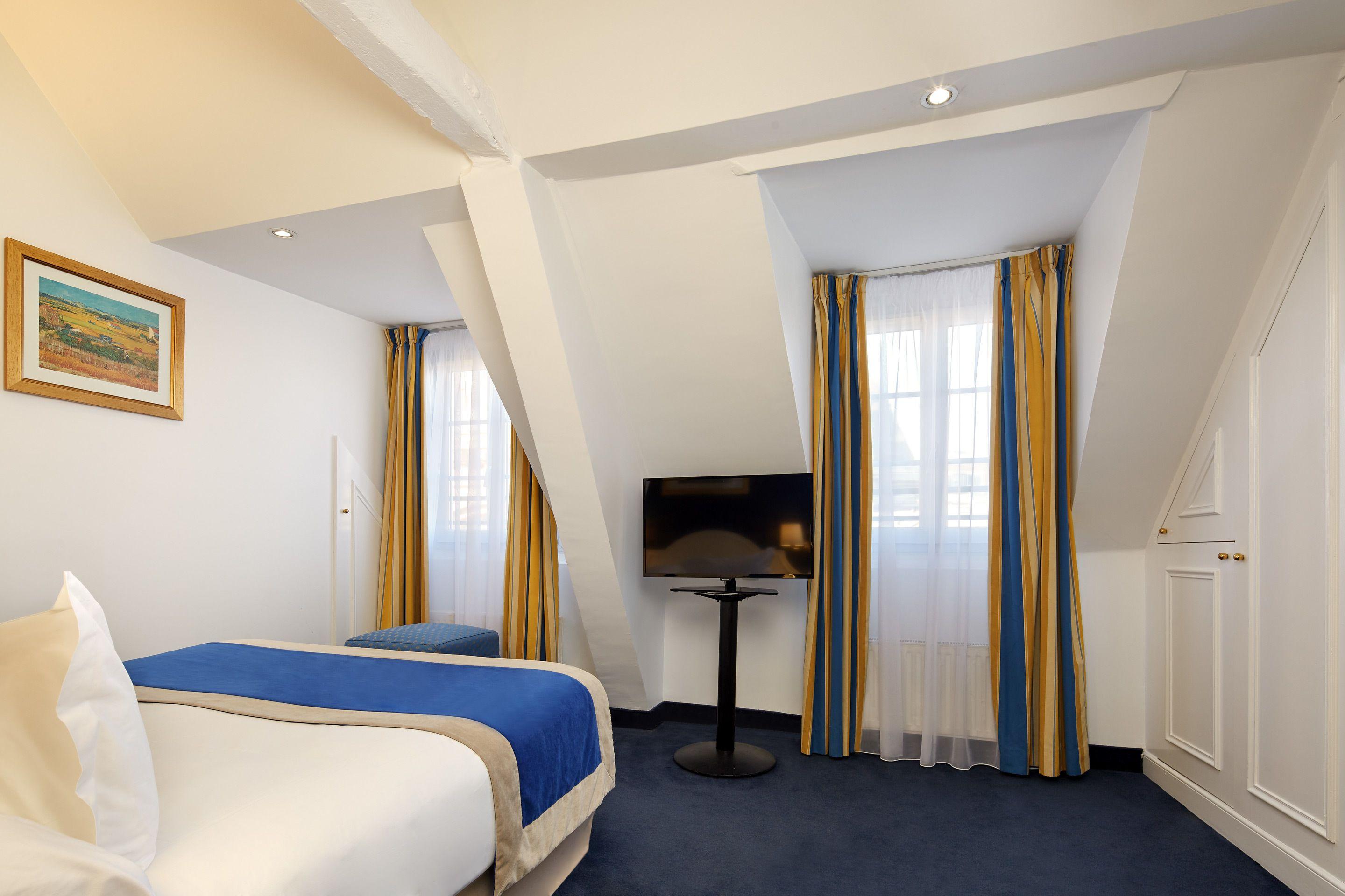 Austin's Arts Et Metiers Hotel